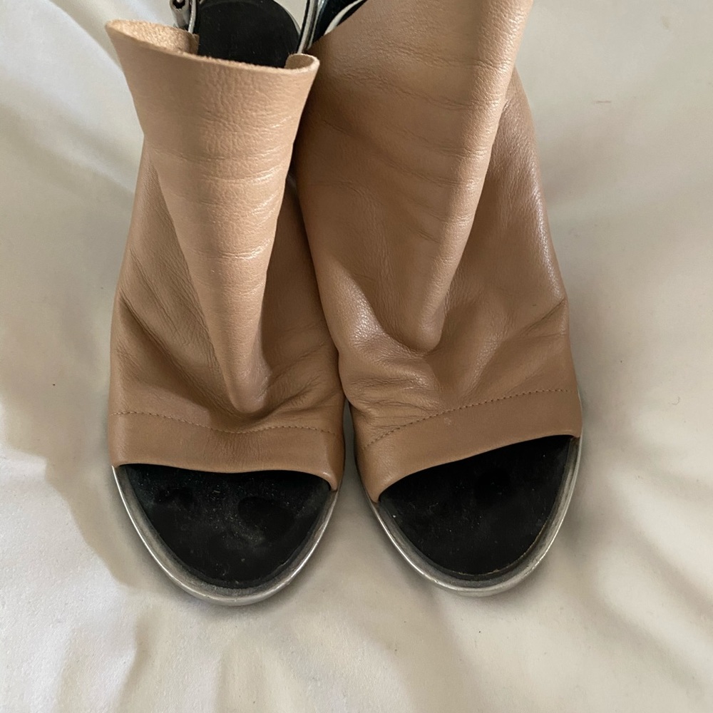 Women’s Balenciago heels